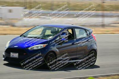 media/Jun-01-2025-VIP Trackdays (Sun) [[b20349723e]]/C Group/Session 2 (Turns 7 and 8)/